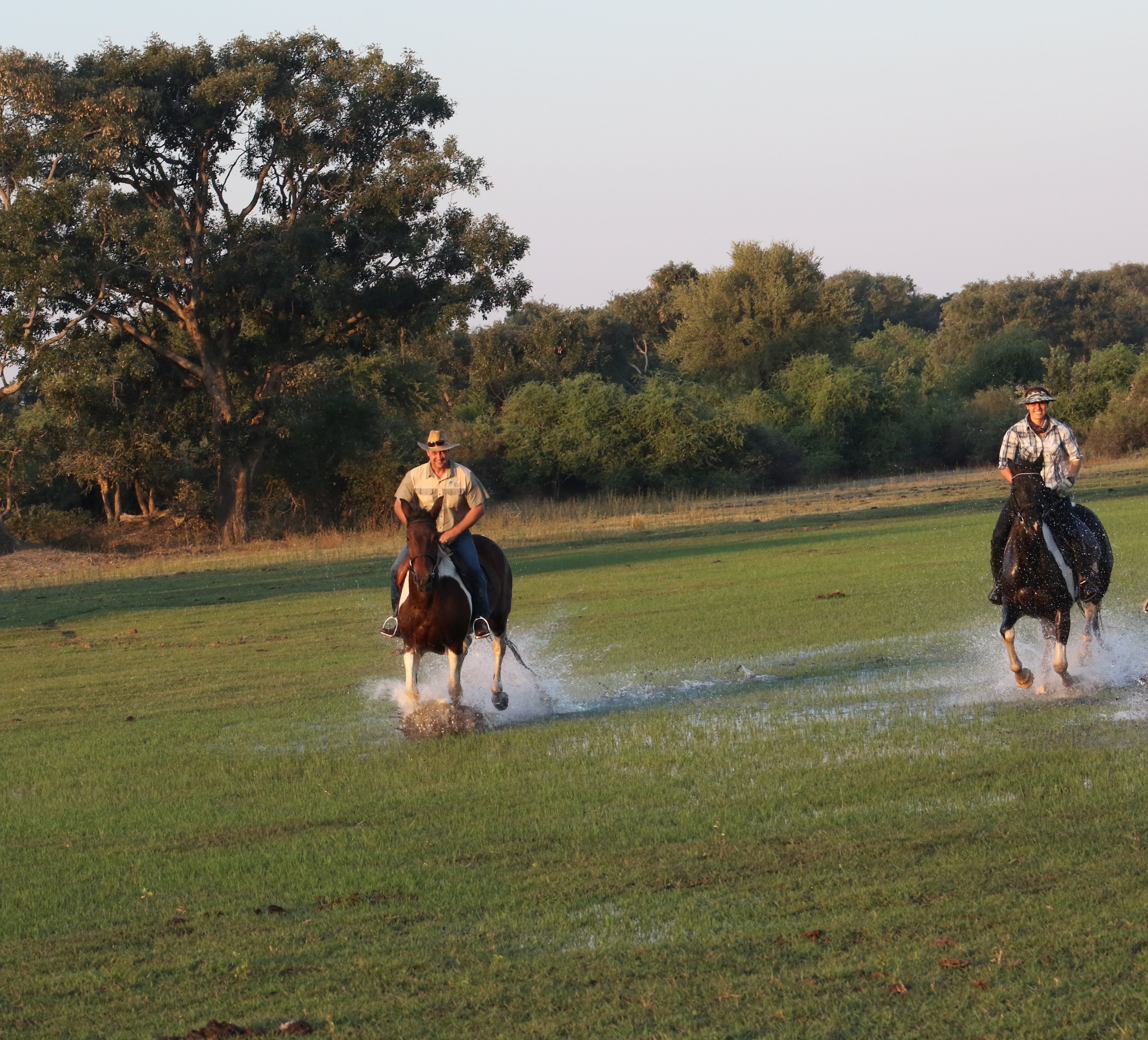 Bontsintsi Horse Safaris, Okavango Delta