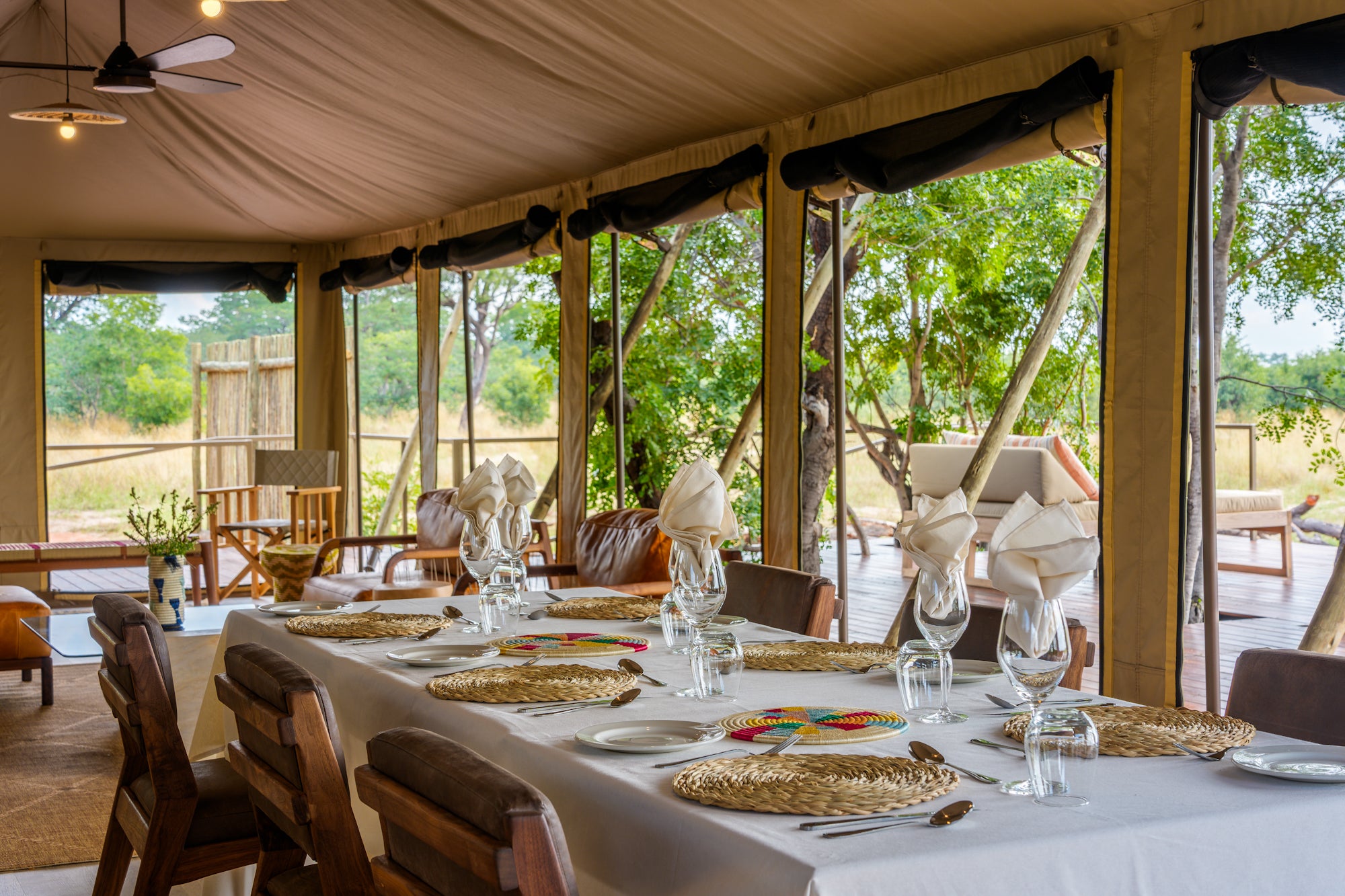 Muddy Teak - main area