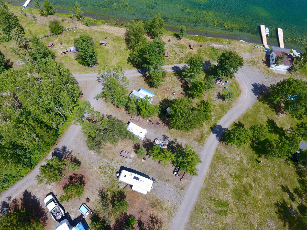 Barney's Lakeside Resort