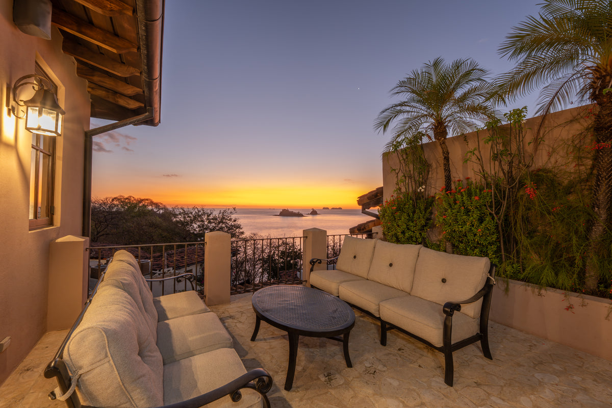 Las Catalinas Doorway | Casa Nelson | 16 Calle Virginia
