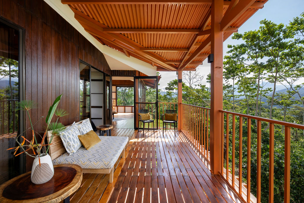Iriká Lodge and Guest Experiences