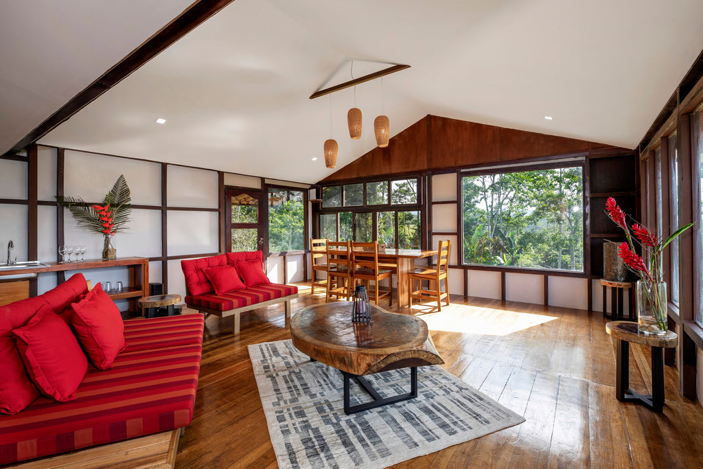 Iriká Lodge and Guest Experiences