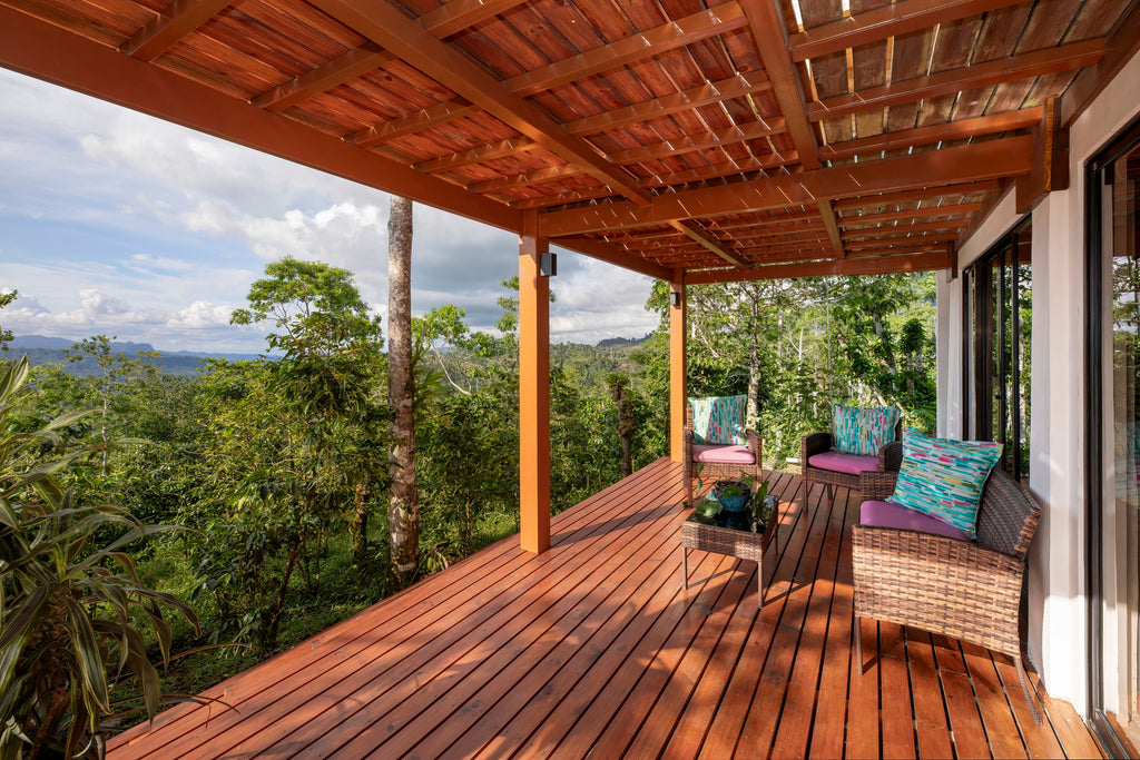 Iriká Lodge and Guest Experiences