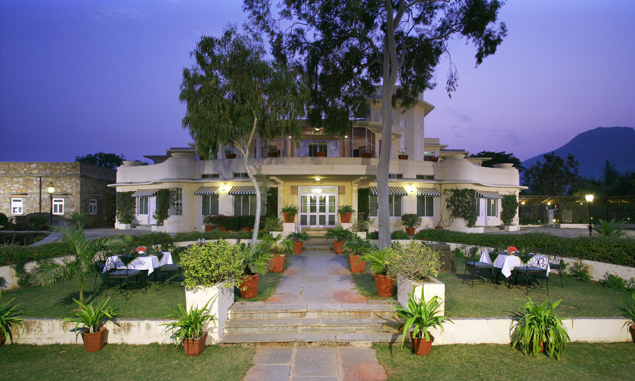 Shikarbadi Hotel