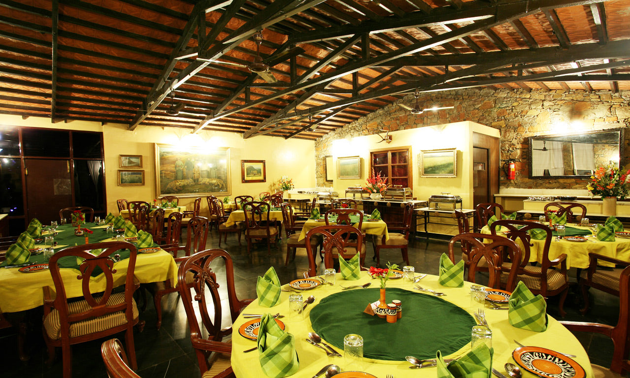 Shikarbadi Hotel