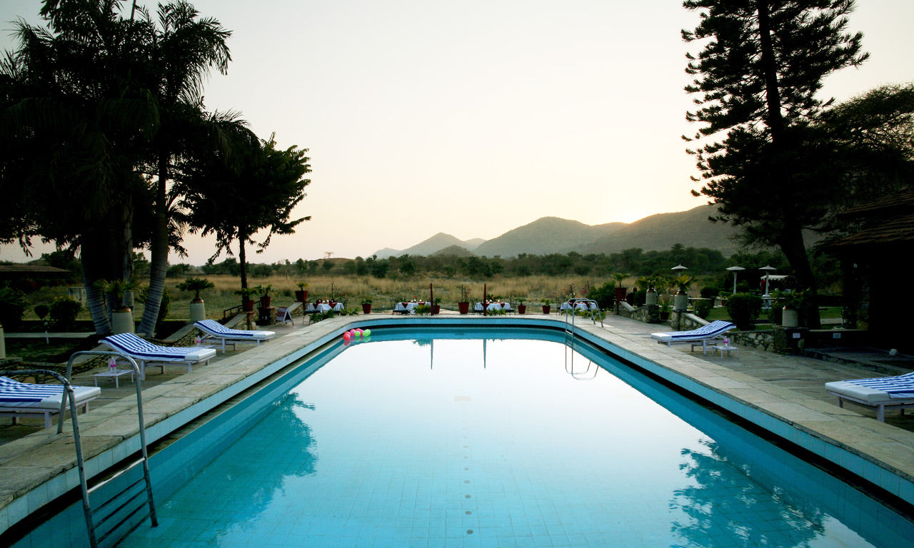 Shikarbadi Hotel