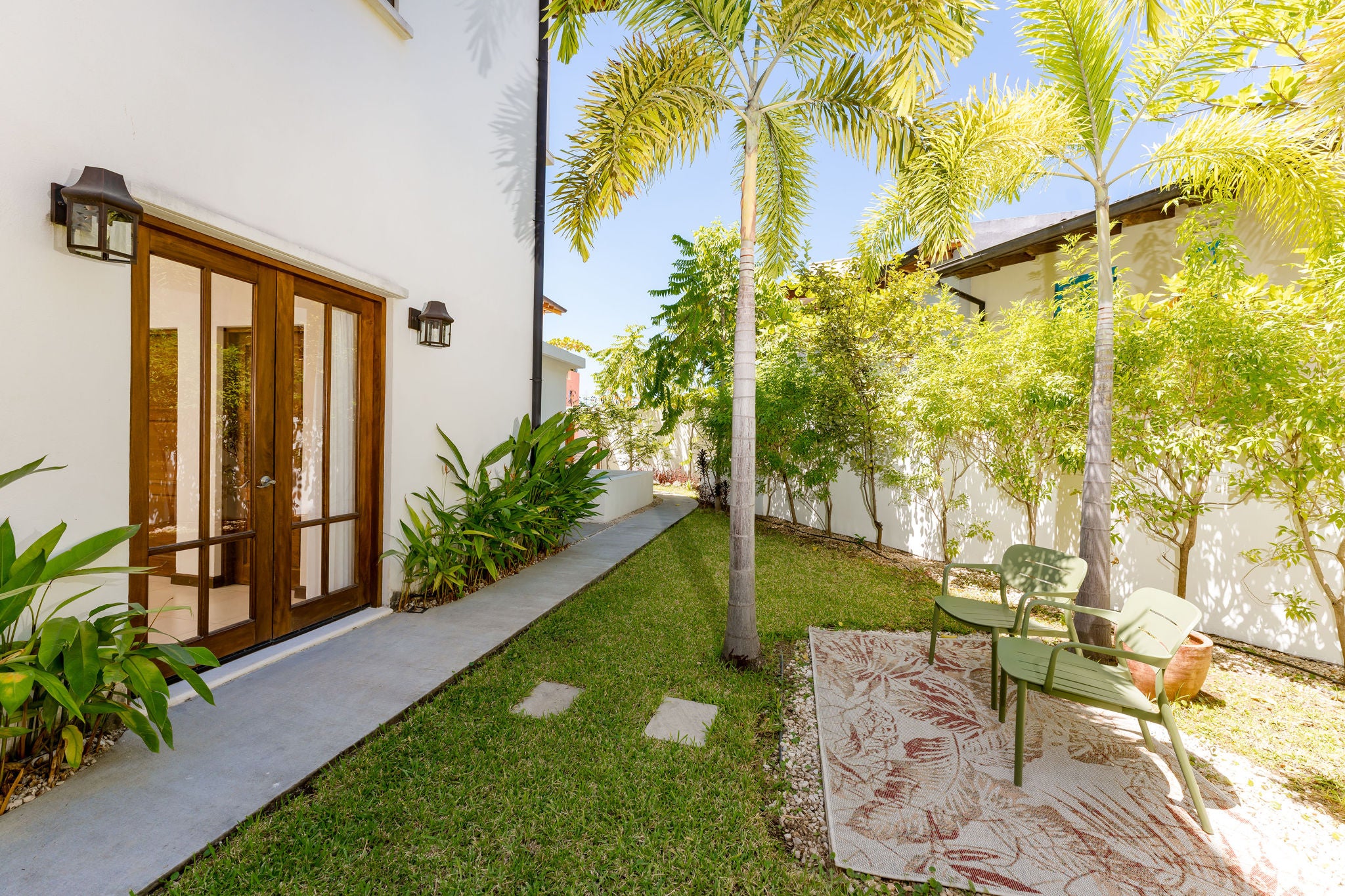 Las Catalinas Doorway | Casa Elizabeth | 4 Calle Virginia