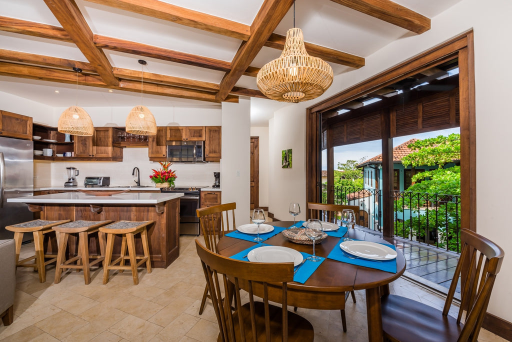 Las Catalinas Doorway | Flat | 24 Plaza Carlota