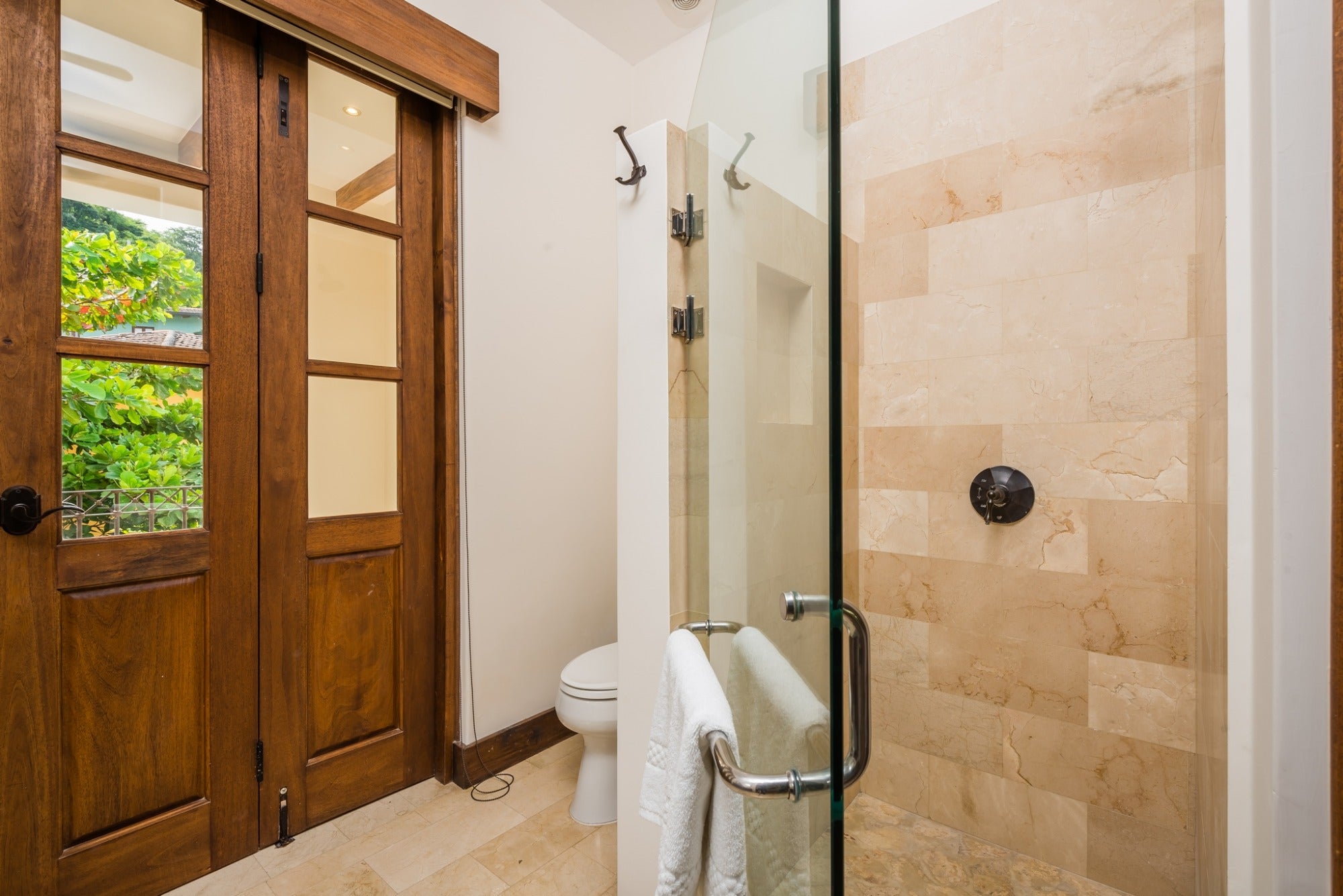 Las Catalinas Doorway | Flat | 24 Plaza Carlota