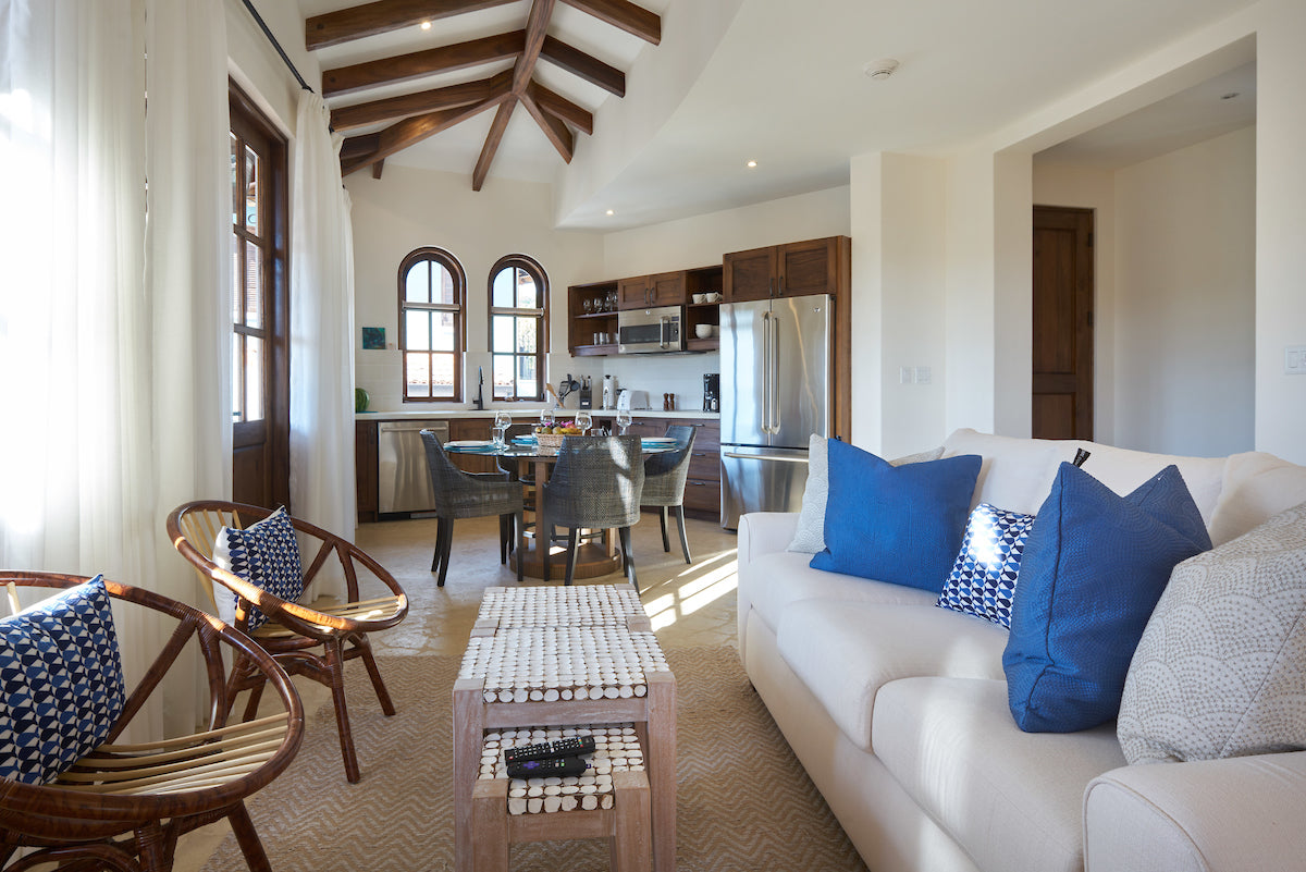 Las Catalinas Doorway | Flat | 28 Plaza Carlota