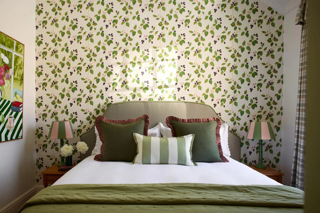 Room gallery image 1.