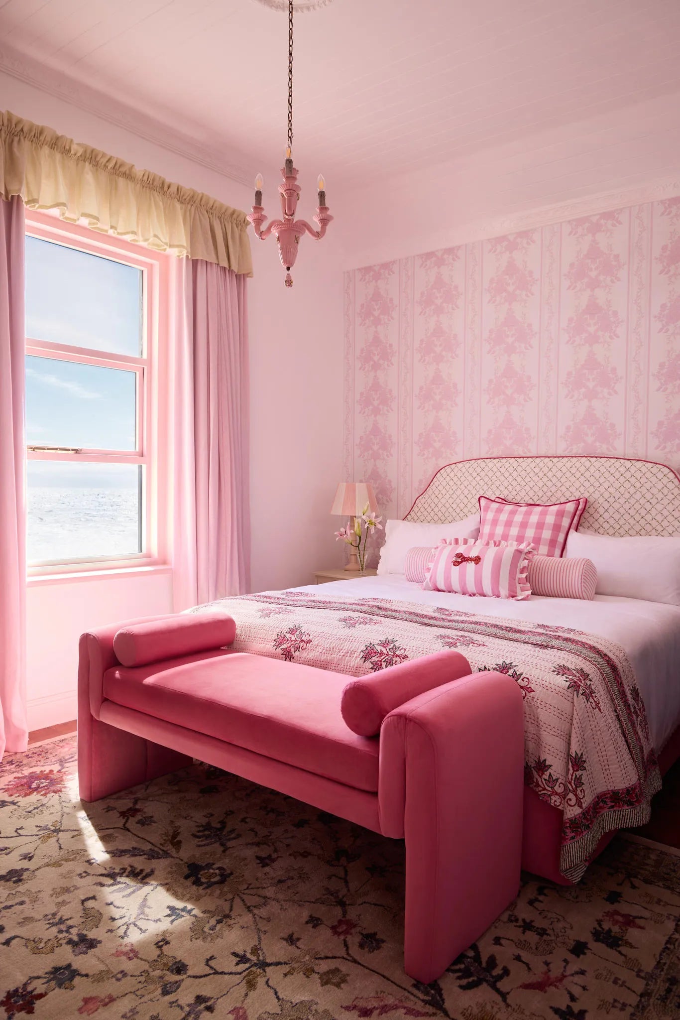 Room gallery image 4.