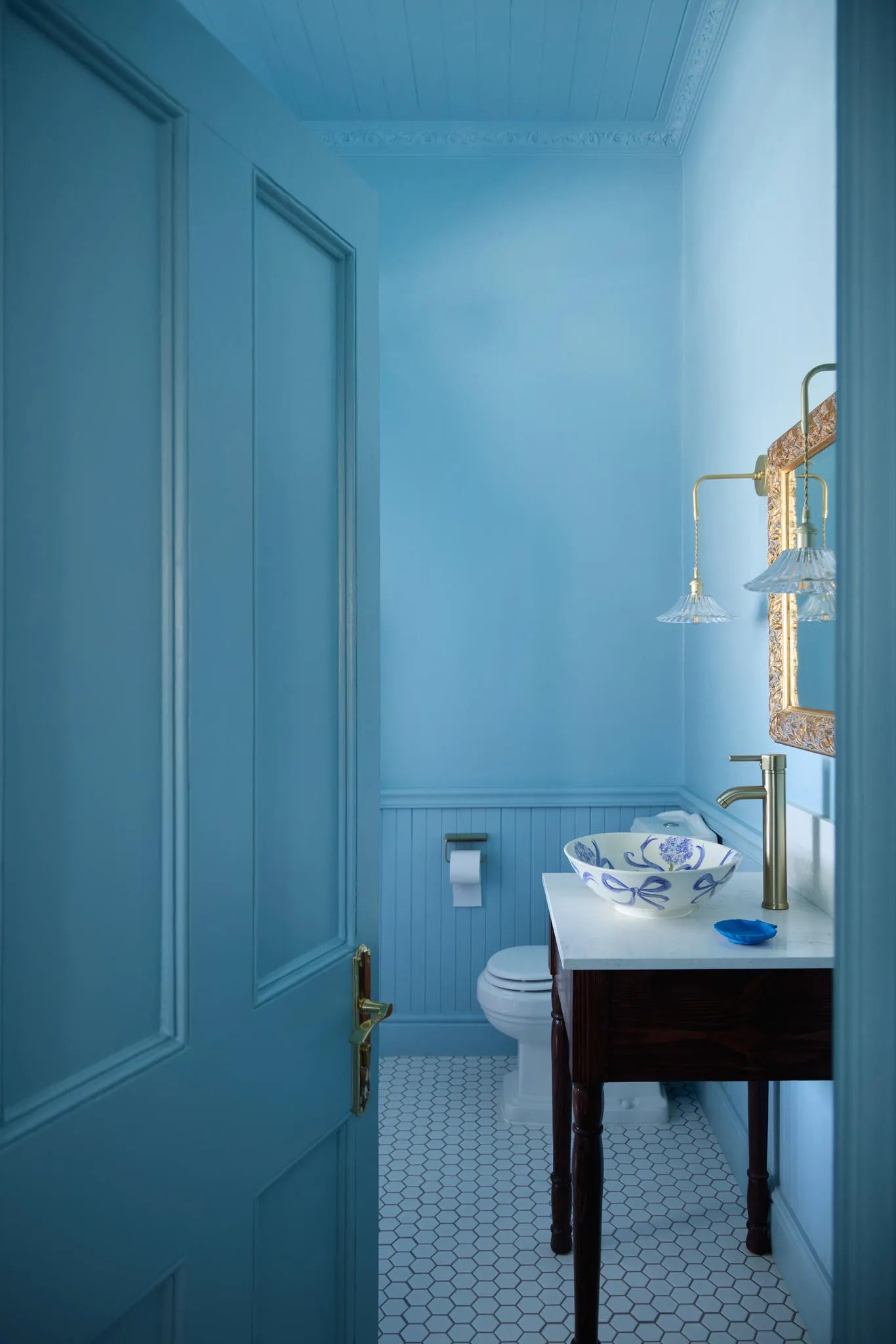 Room gallery image 4.