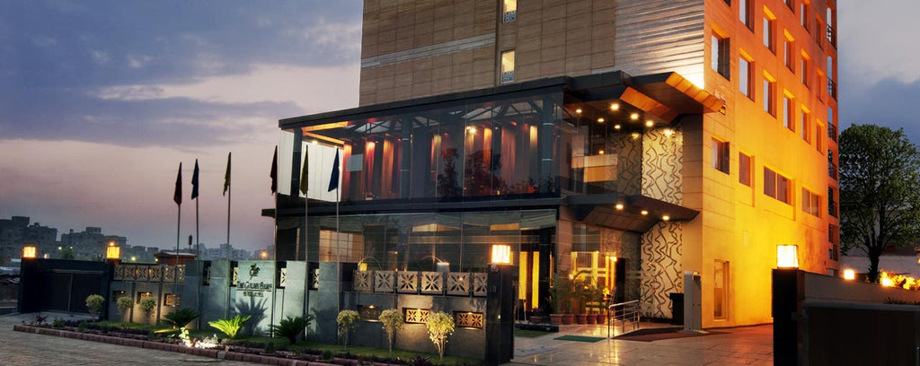 The Golden Palms Hotel & Spa