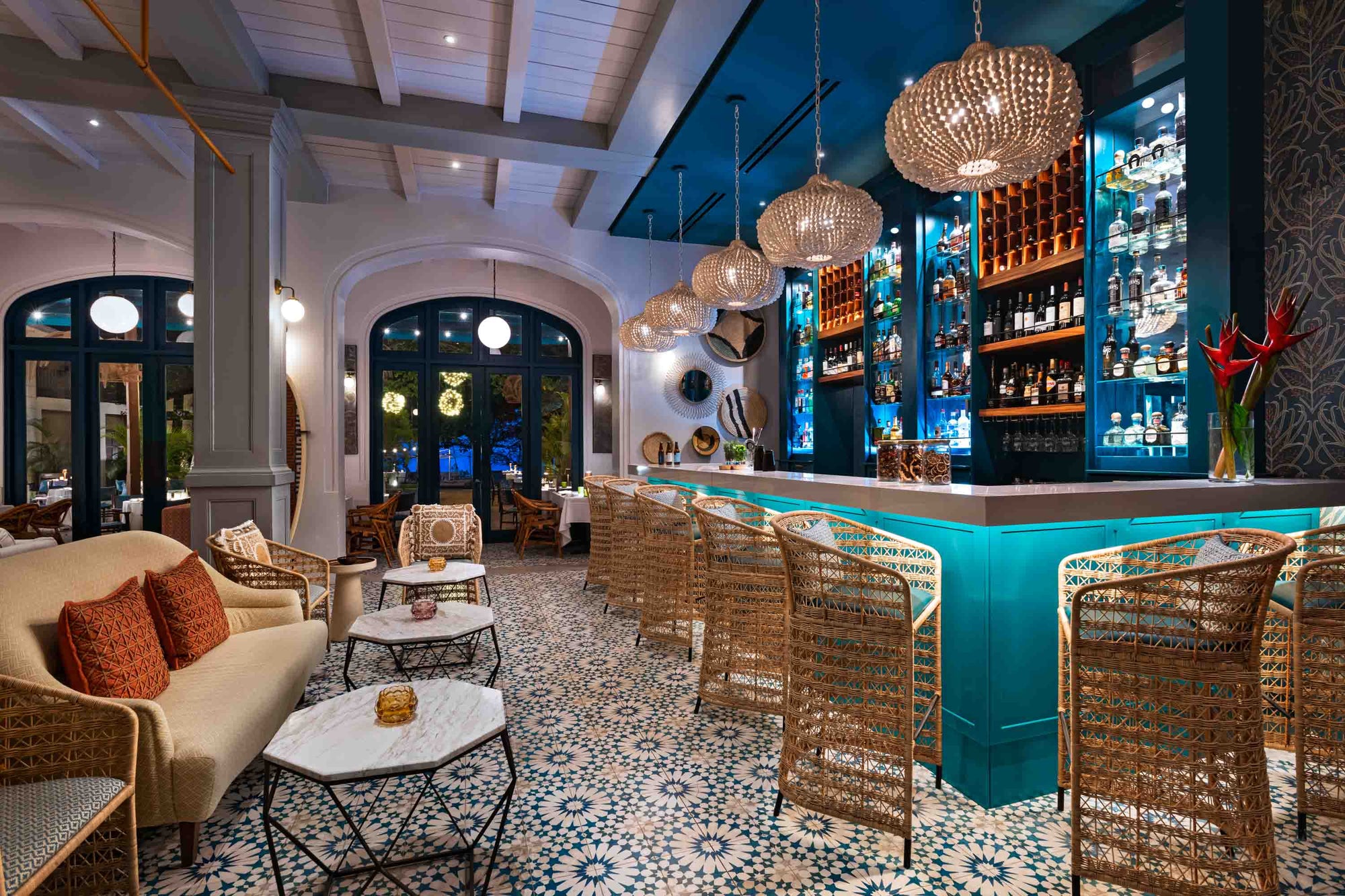 Ponciana Restaurant & Bar