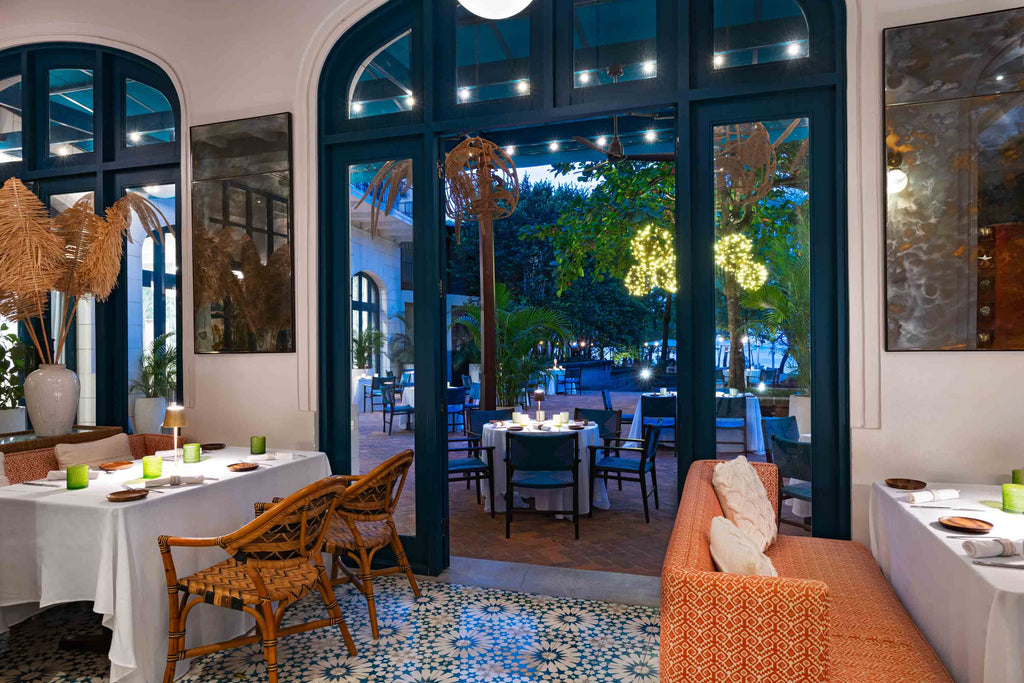 Ponciana Restaurant & Bar