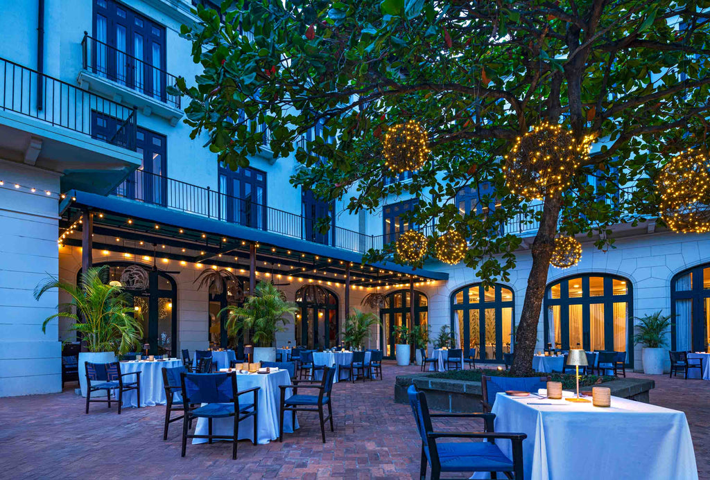 Ponciana Restaurant & Bar