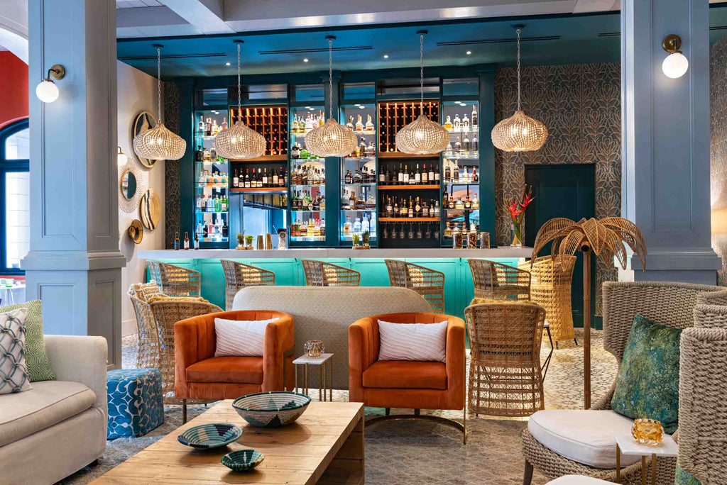 Ponciana Restaurant & Bar
