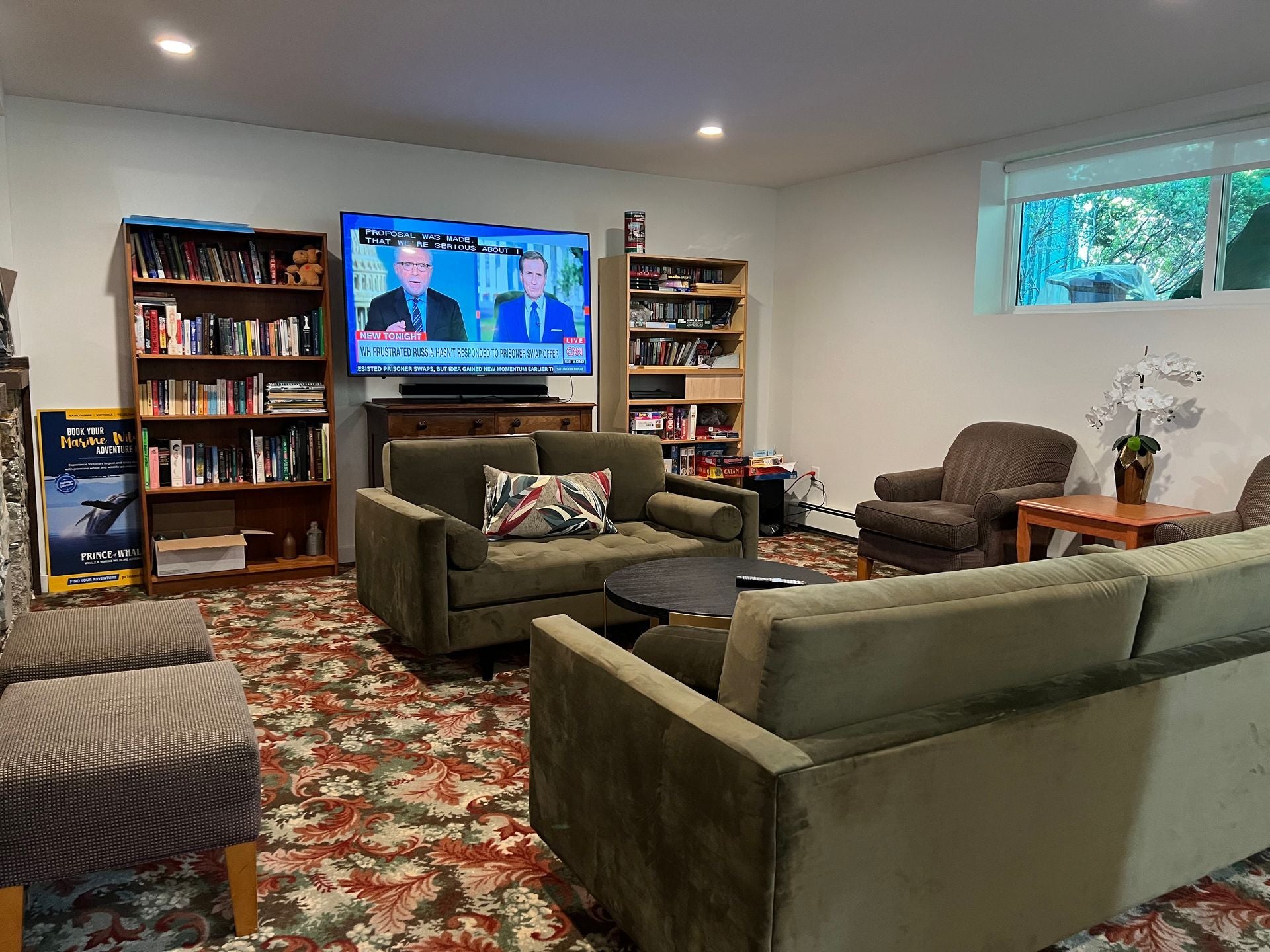 Robin Hood Inn & Suites