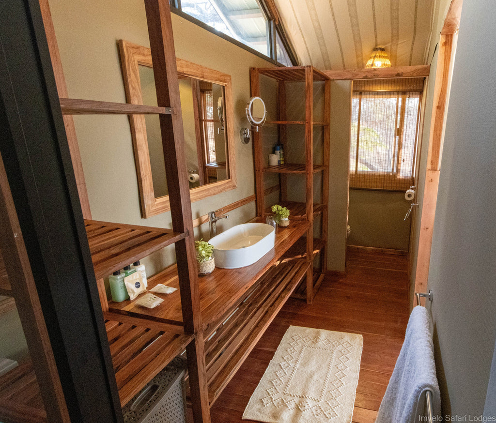 Treehouse Crombec - bathroom