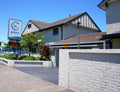Waves Motel and Apartments