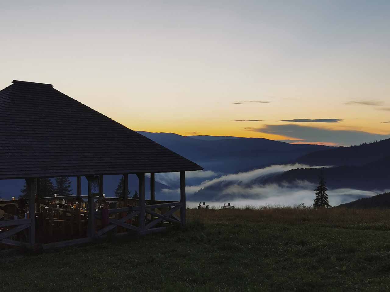 Poiana Tămaș Wilderness Camp