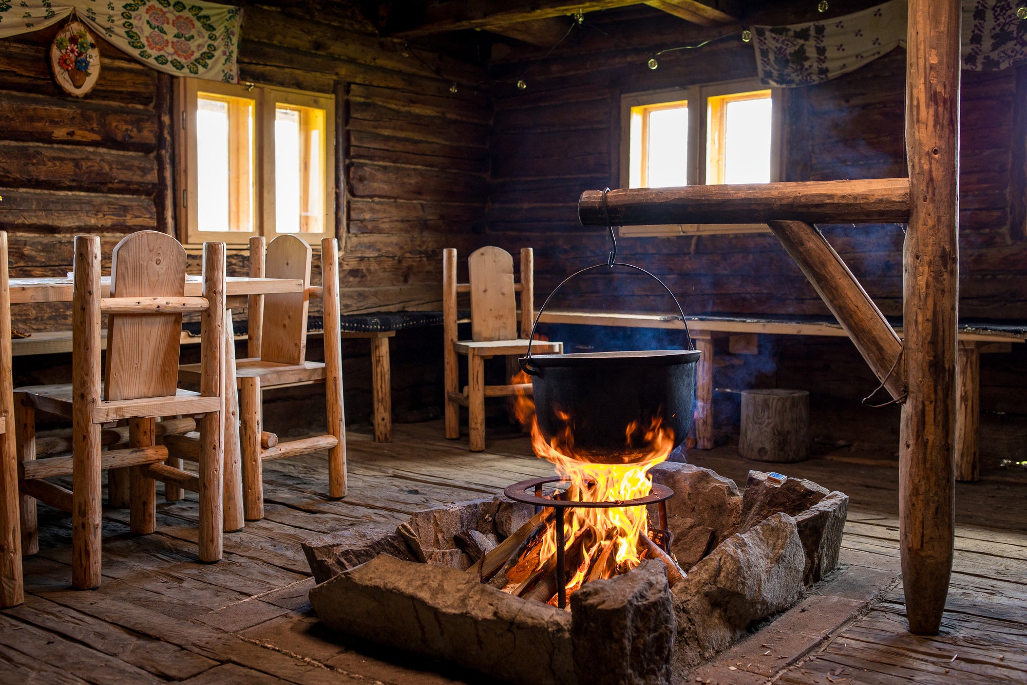Poiana Tămaș Wilderness Camp