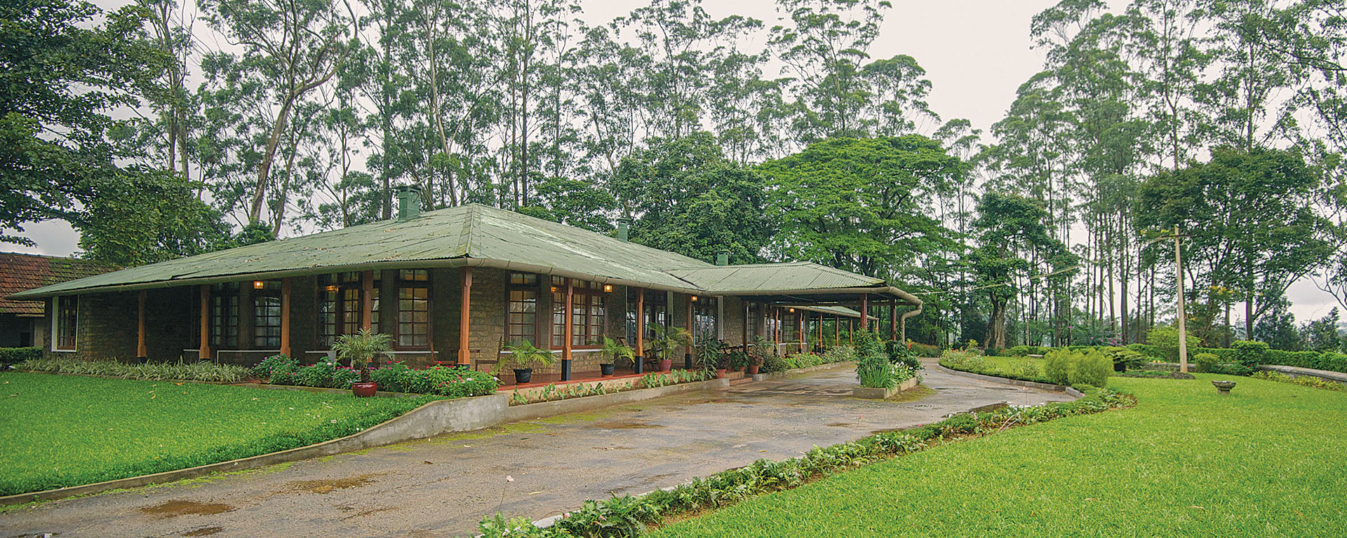 Briar Tea Bungalows Valparai