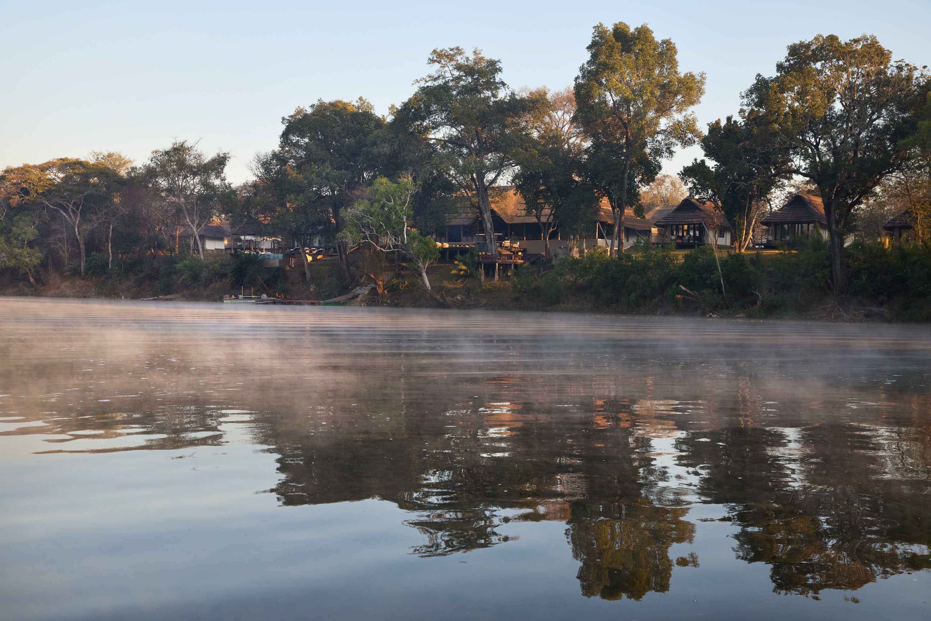 Lolelunga from the water