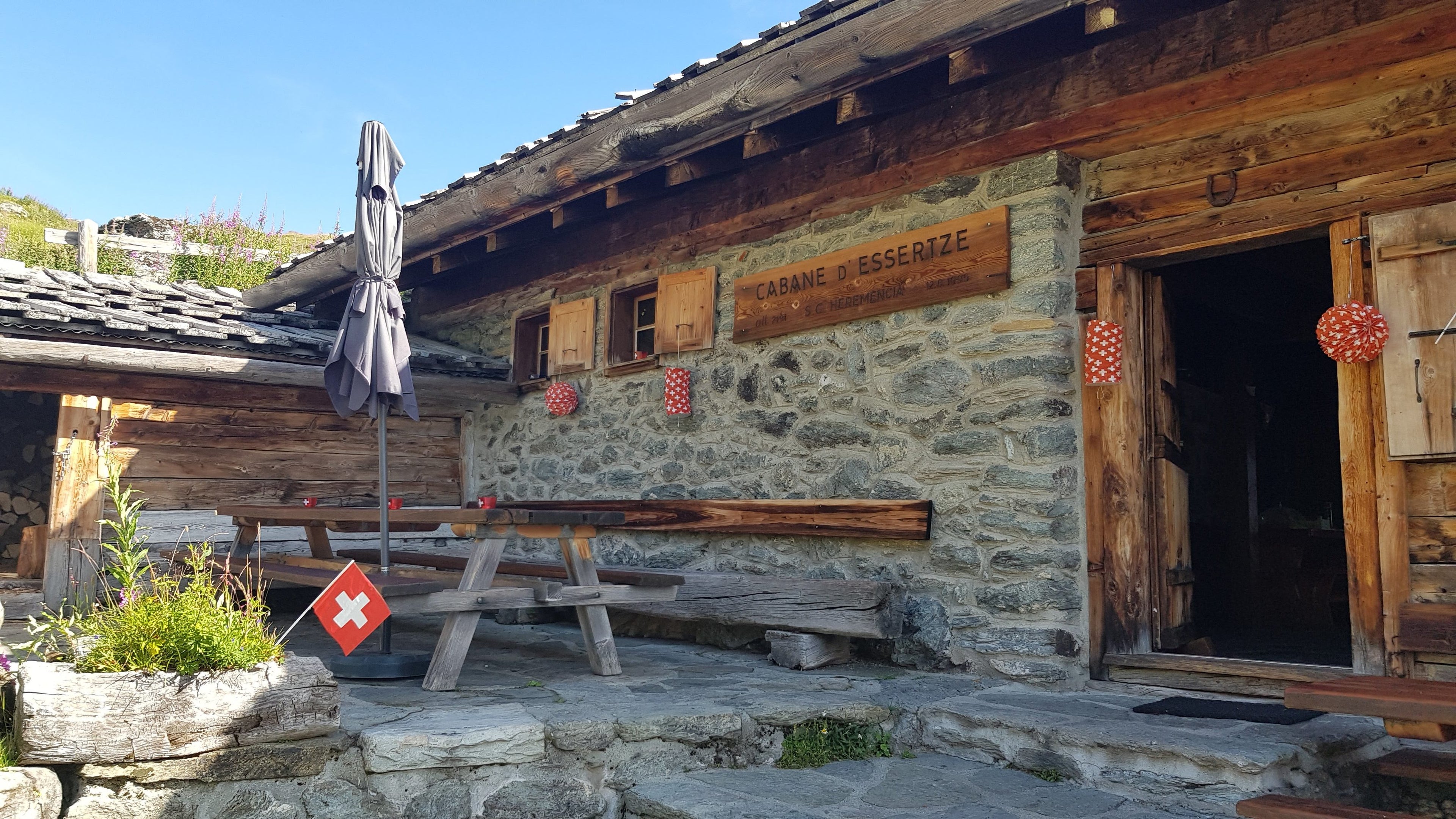 Cabane d'Essertze