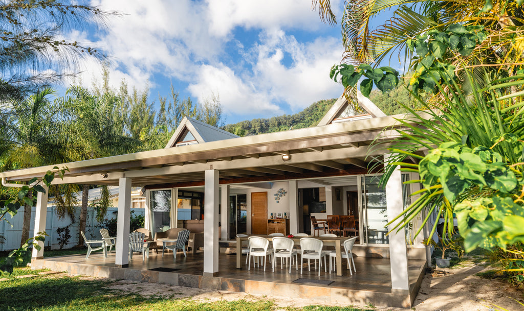 Villa Vanaki - Beachfront Villa 4BR w/ AC
