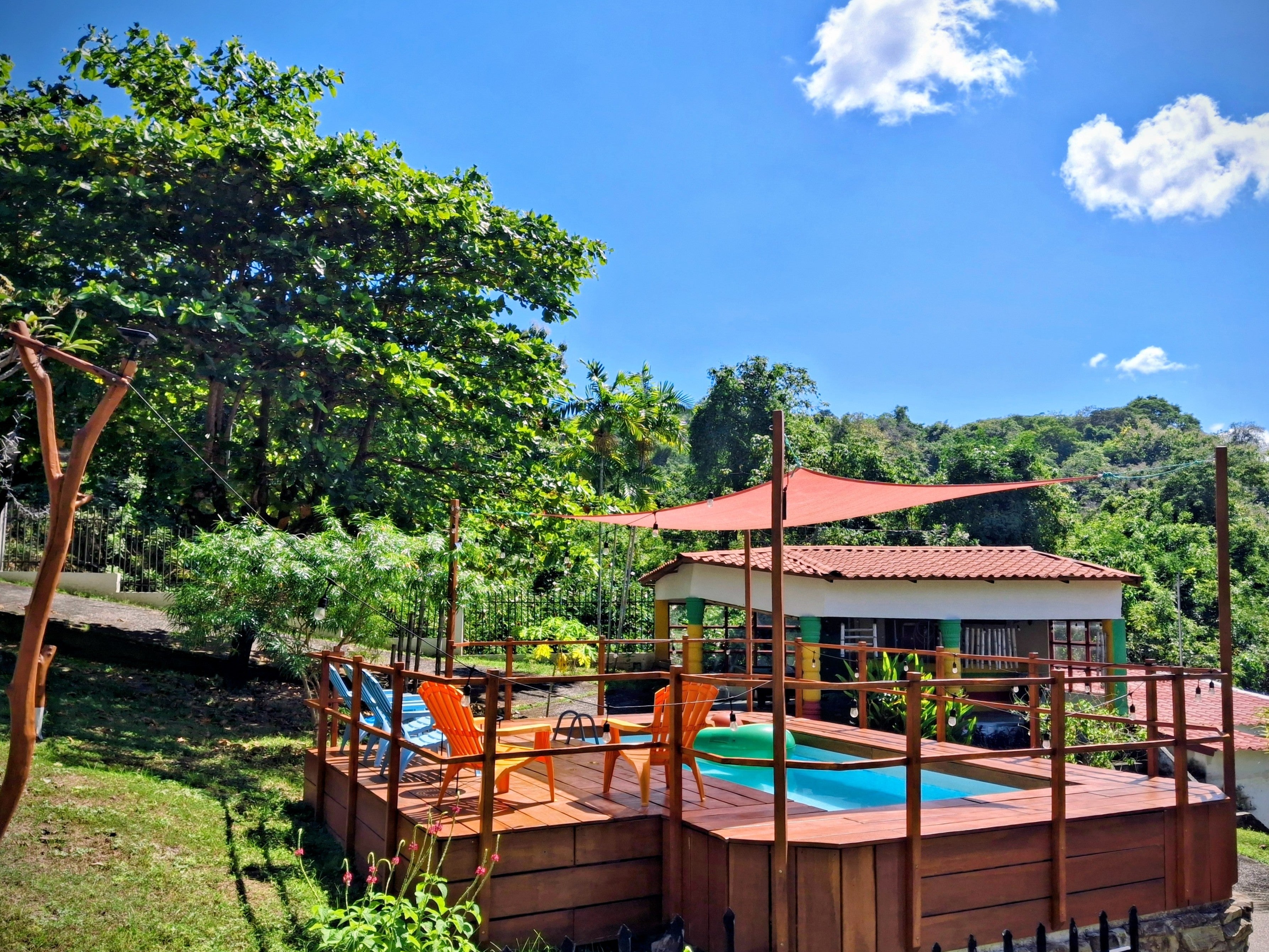 Swimming pool