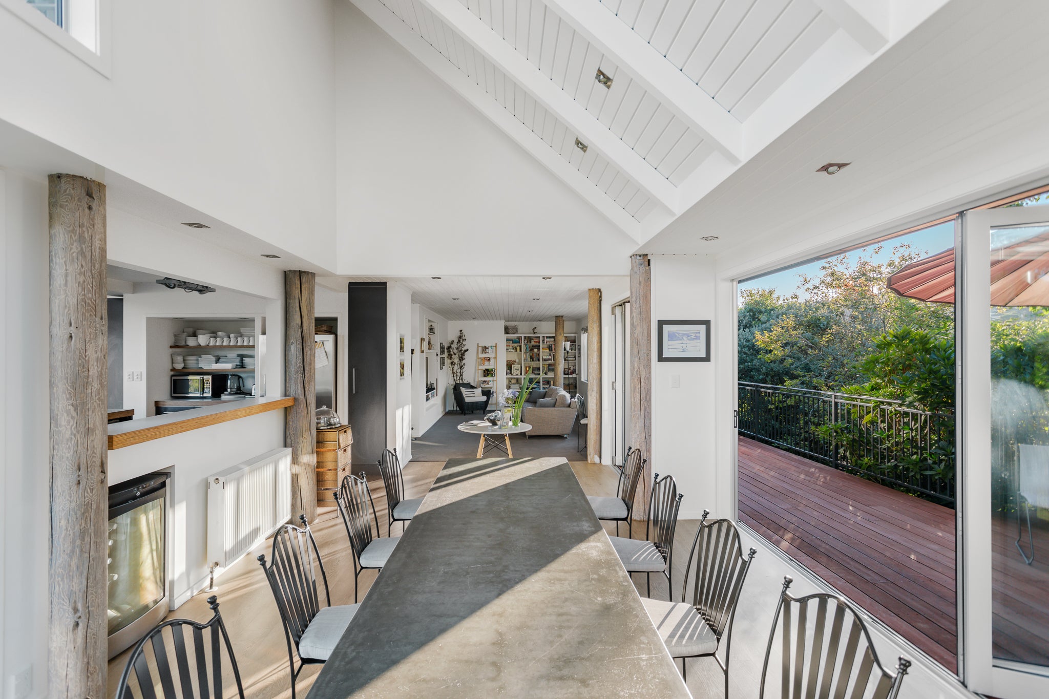 Acacia Cliffs Lodge overlooking Lake Taupō