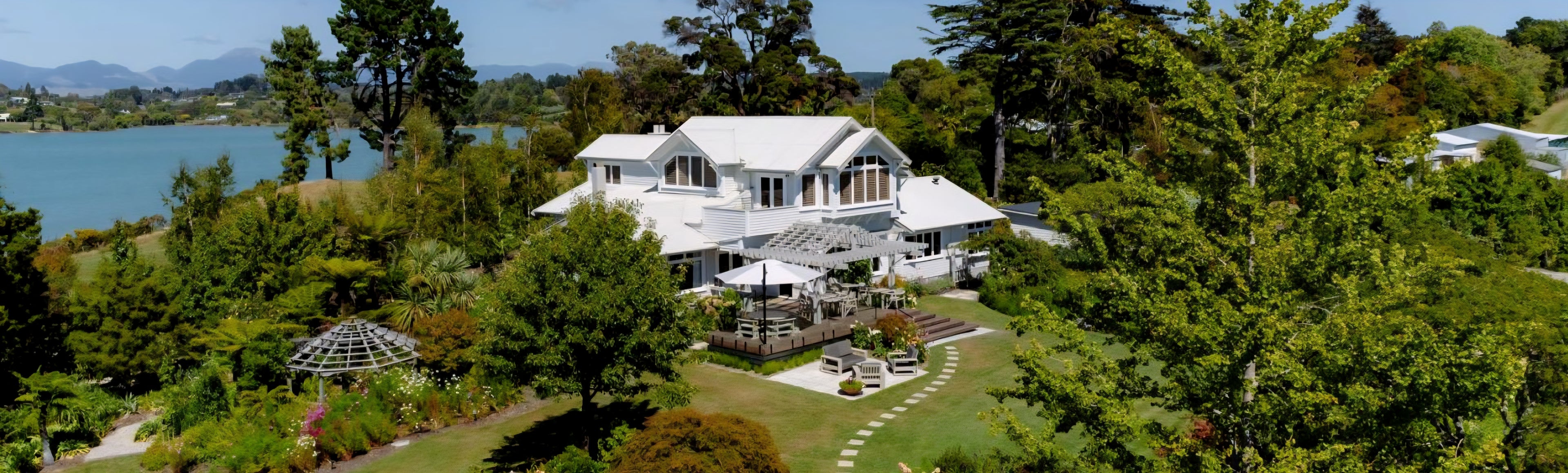 TE KOI - The Lodge at Bronte - Nelson - New Zealand