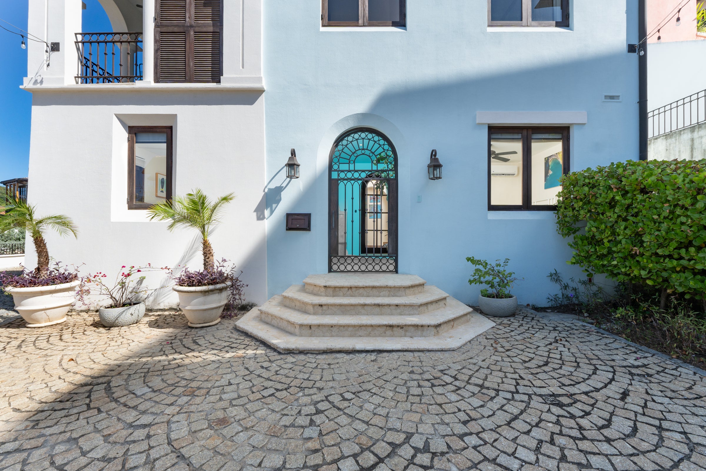 Las Catalinas Doorway | Piper Studio | 15 Calle Cartagena