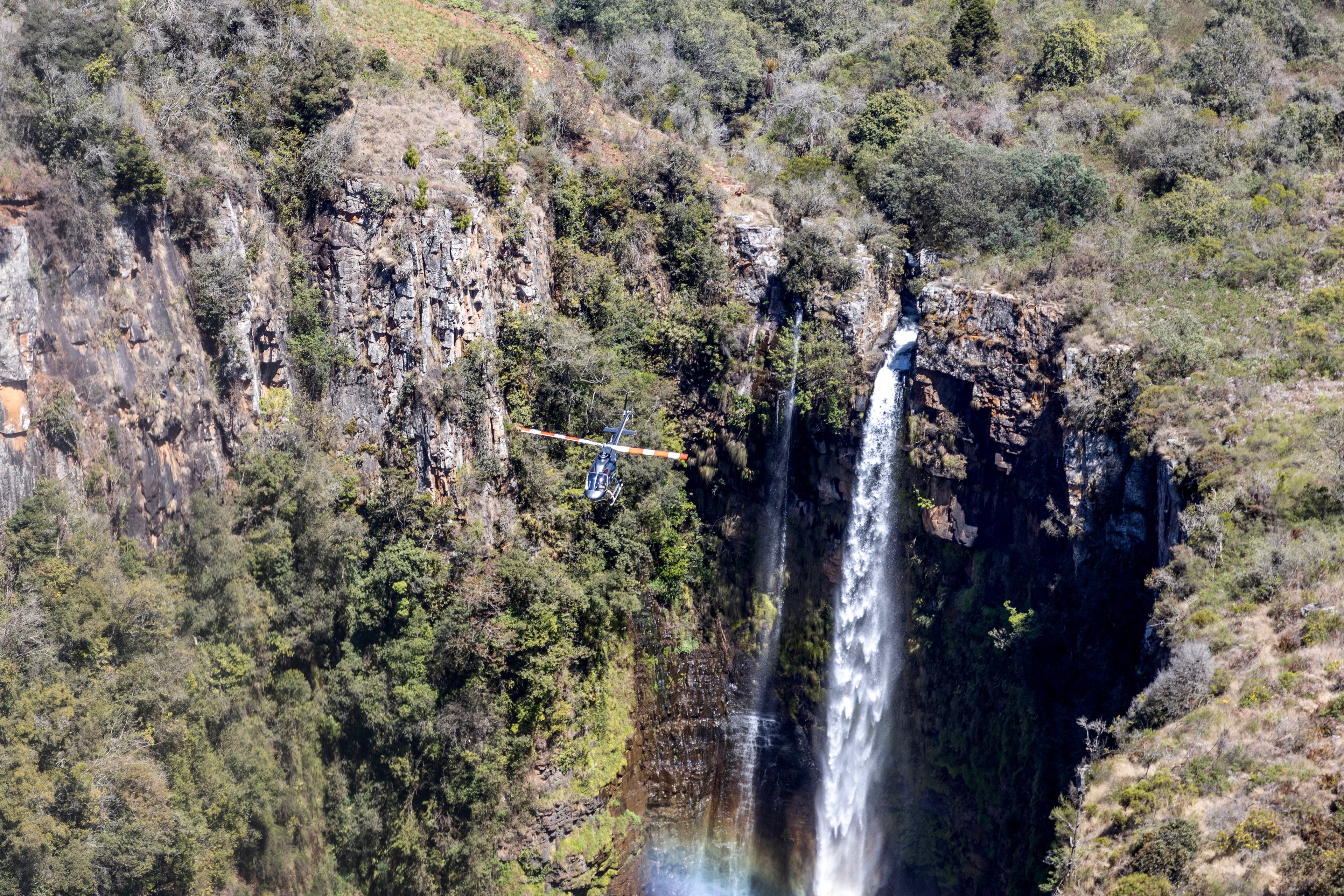 One Hour Cascades Scenic Flight