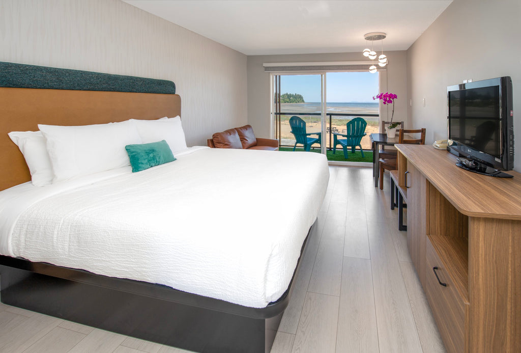 Sea Edge Beachside Hotel