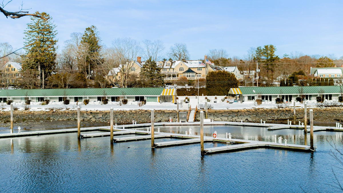 Yachtsman Hotel & Marina Club