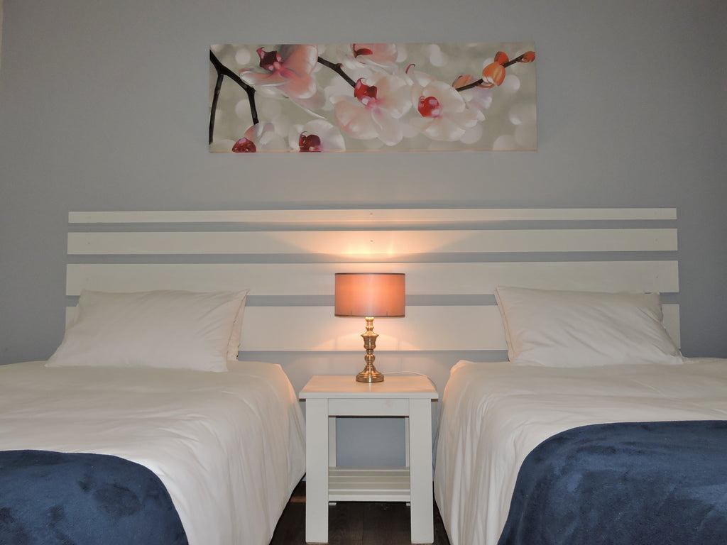 Exousia Self Catering: Main Bedroom