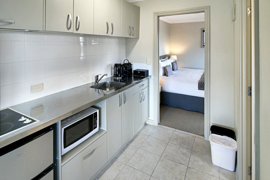 Whangaparaoa Lodge