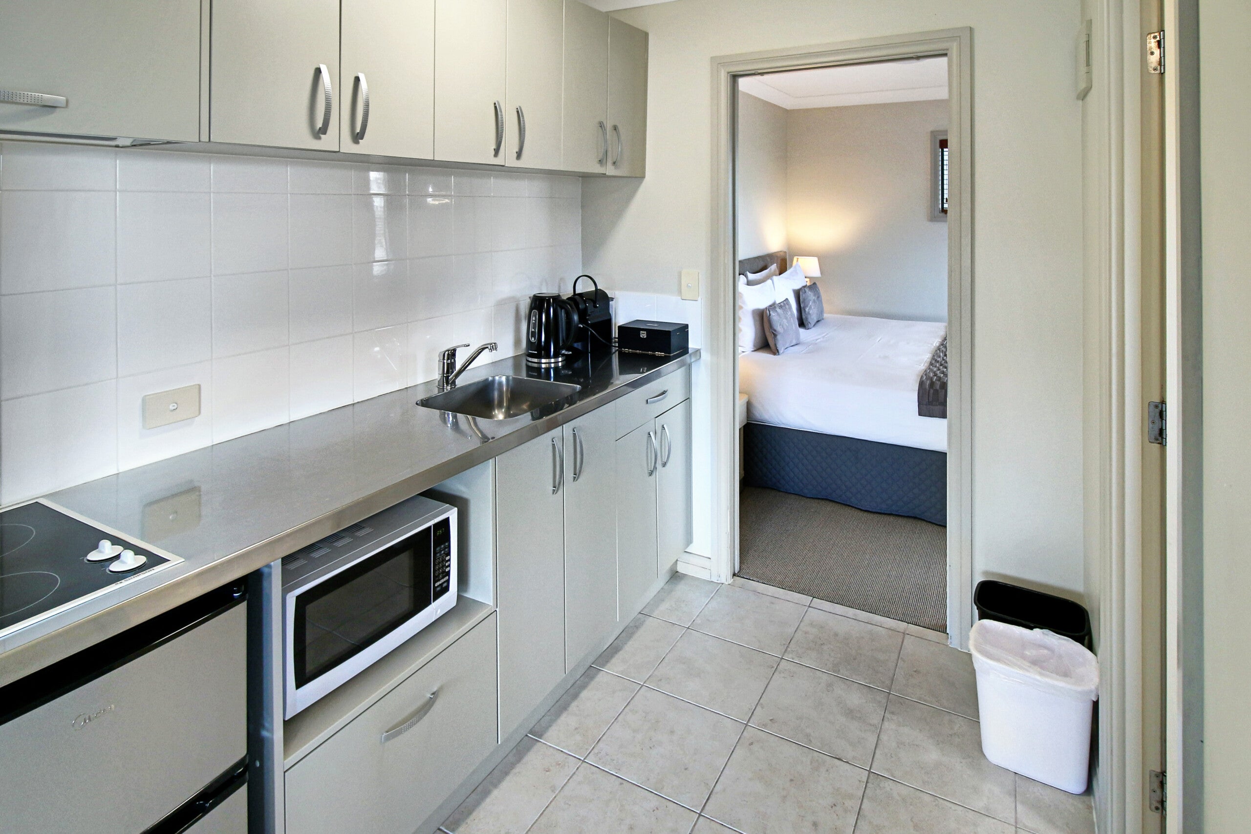 Whangaparaoa Lodge