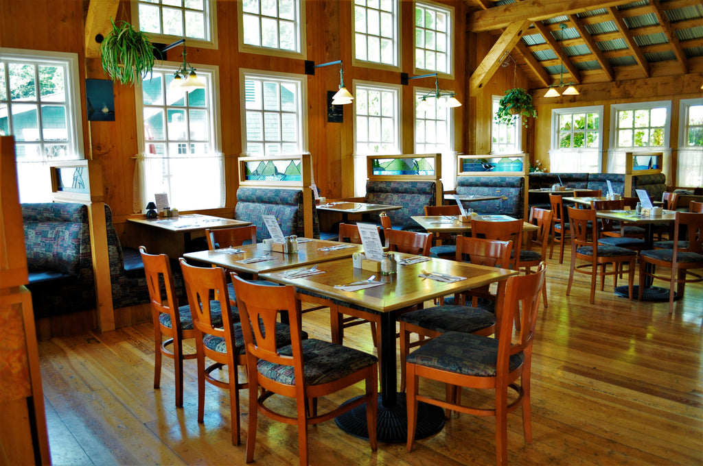 Dockside Suites Telegraph Cove Resort
