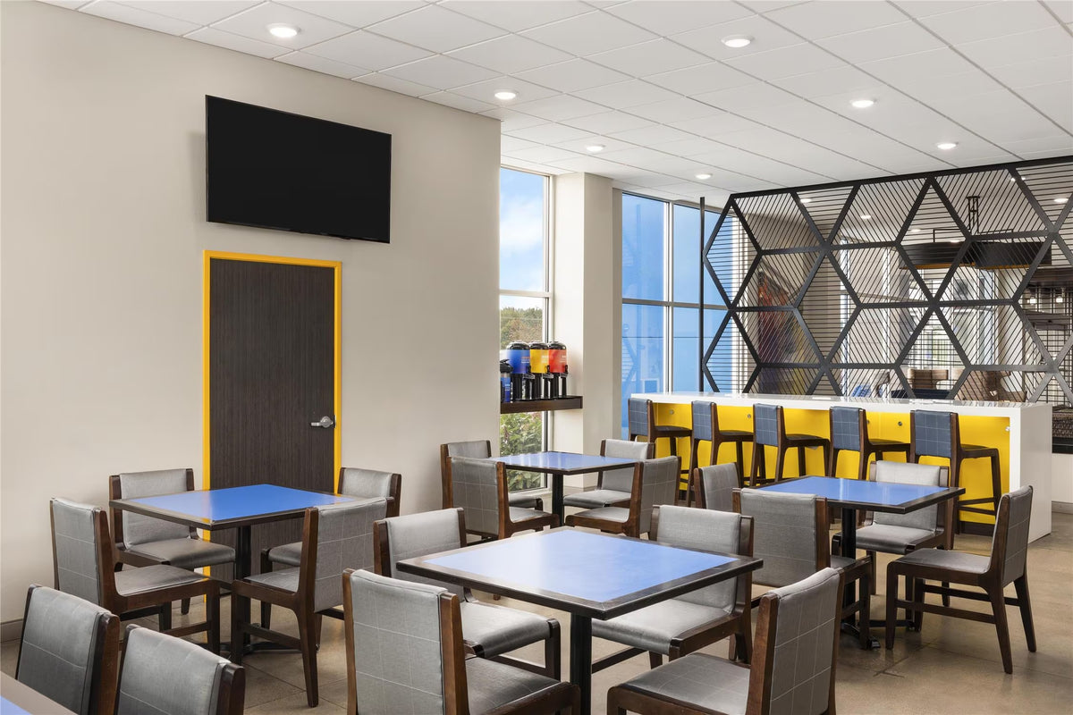 GLō Best Western Dawley Farms In Sioux Falls