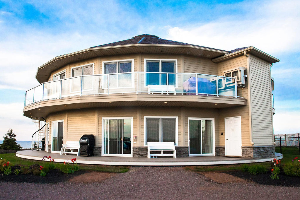 Around the Sea Rotating House & Vacation Rentals