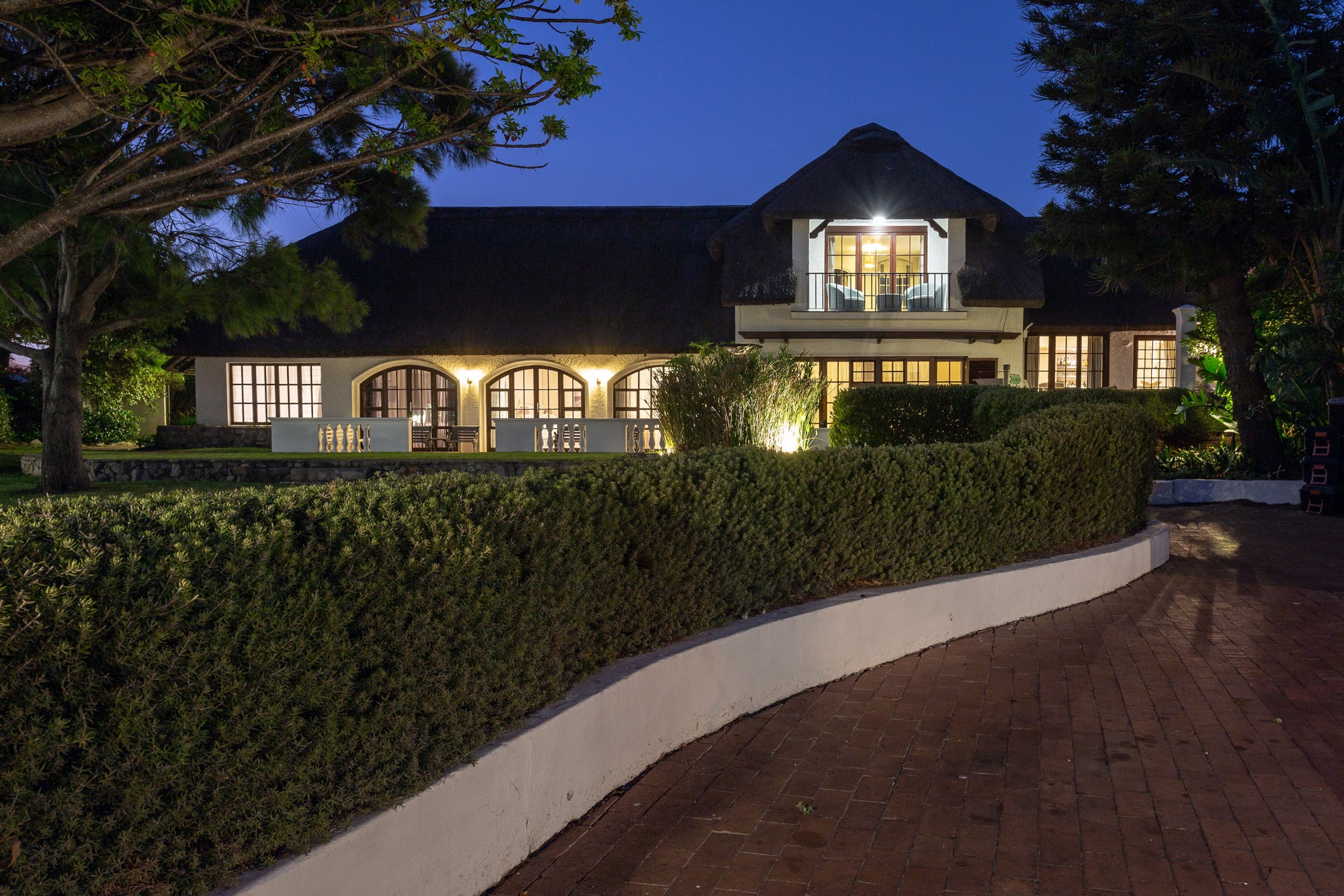 Whale Rock Luxury Lodge & Villa
