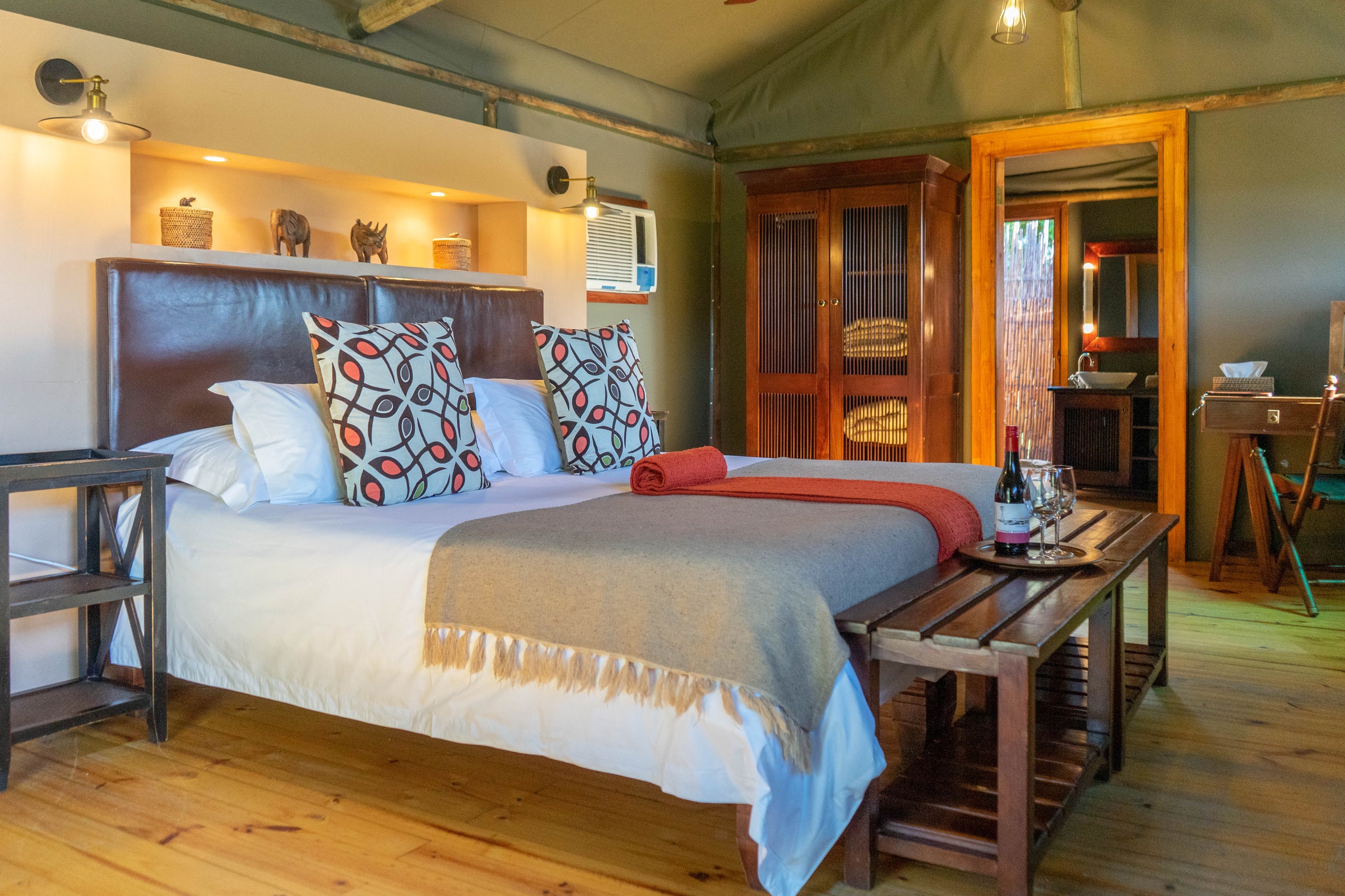 Buffelsdrift Game Lodge