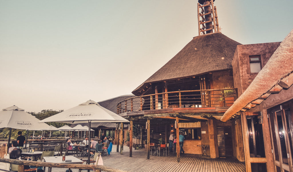 The lodge restaurant and outdoor deck over dam