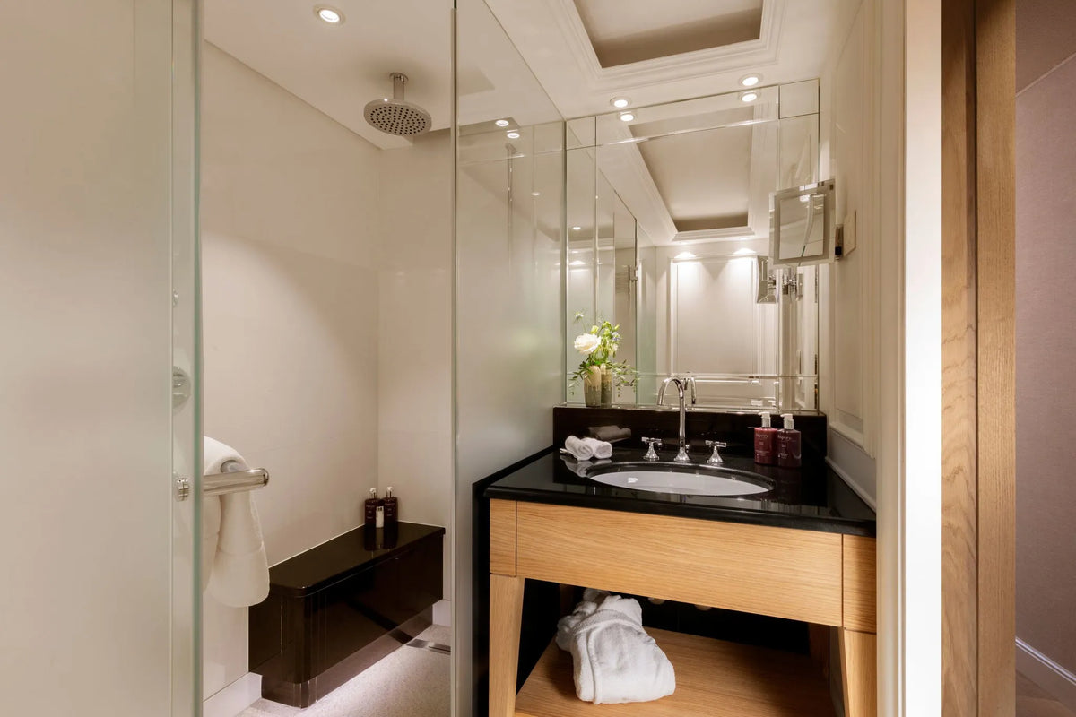 Room gallery image 5.