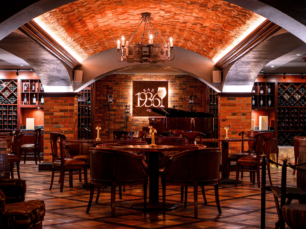 Bar 1936