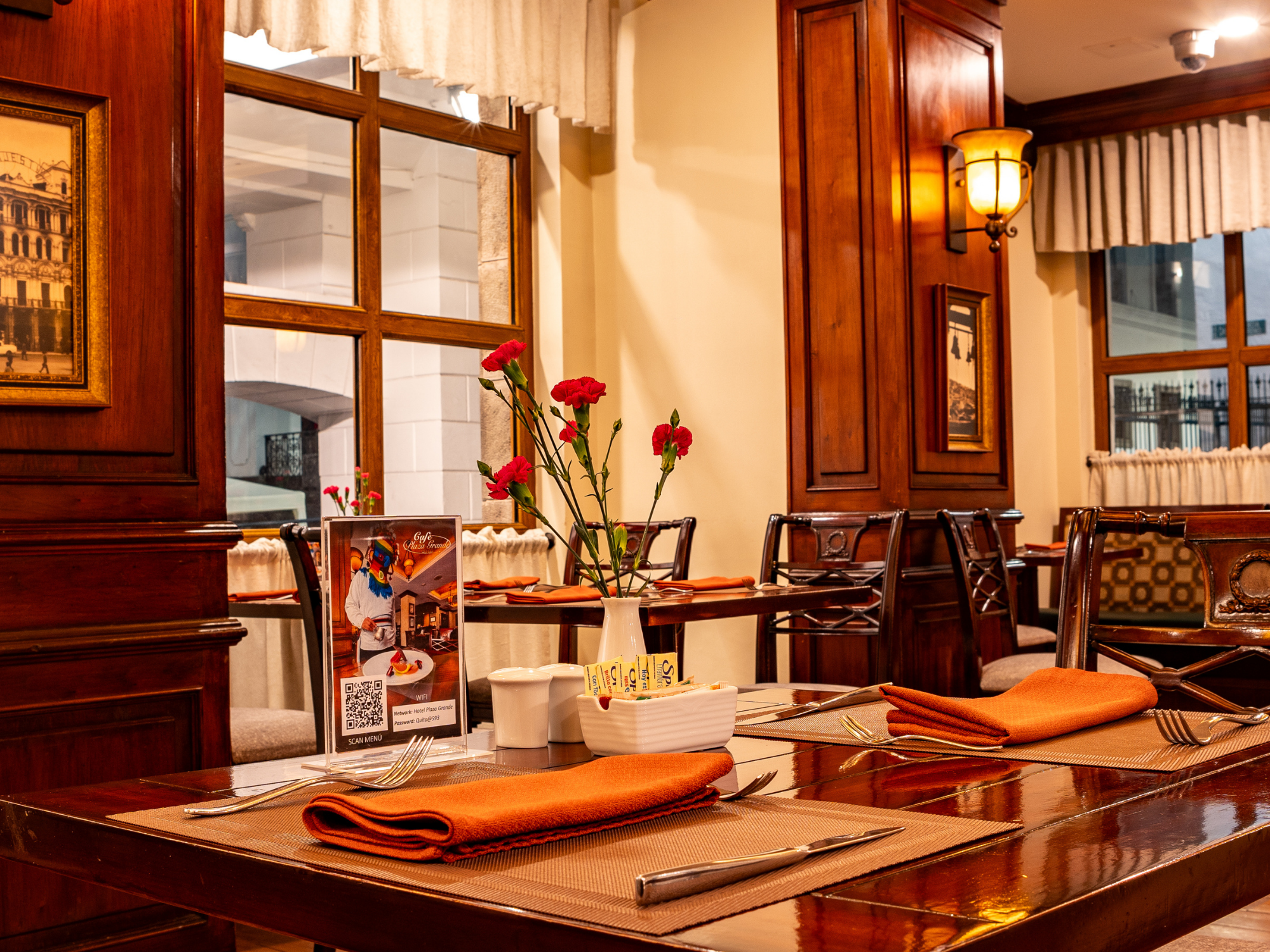 Café Plaza Grande